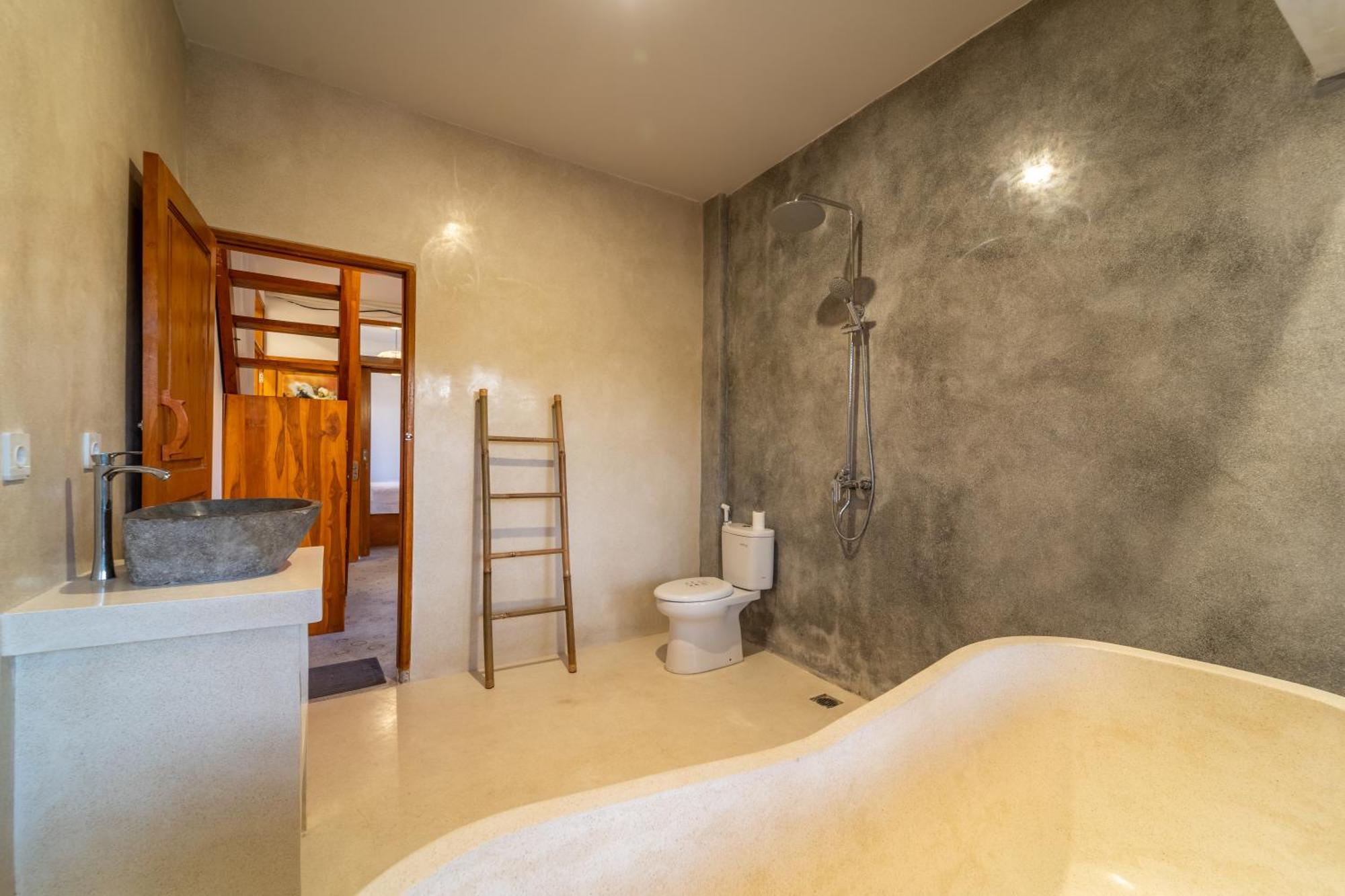 Yulaman Hotel 吉利特拉旺安 外观 照片