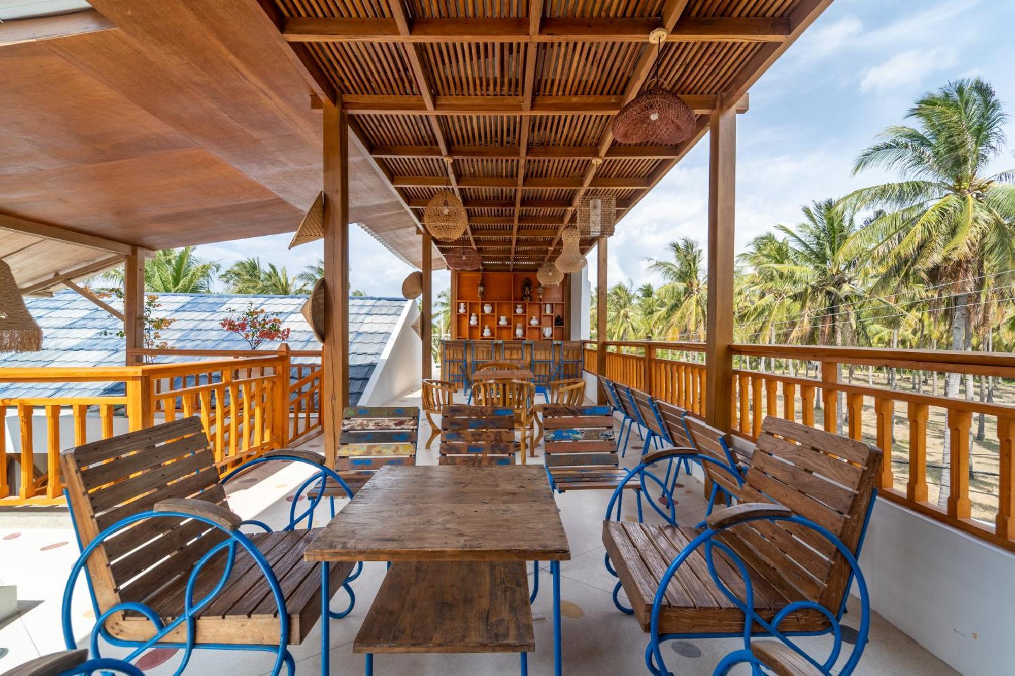 Yulaman Hotel 吉利特拉旺安 外观 照片