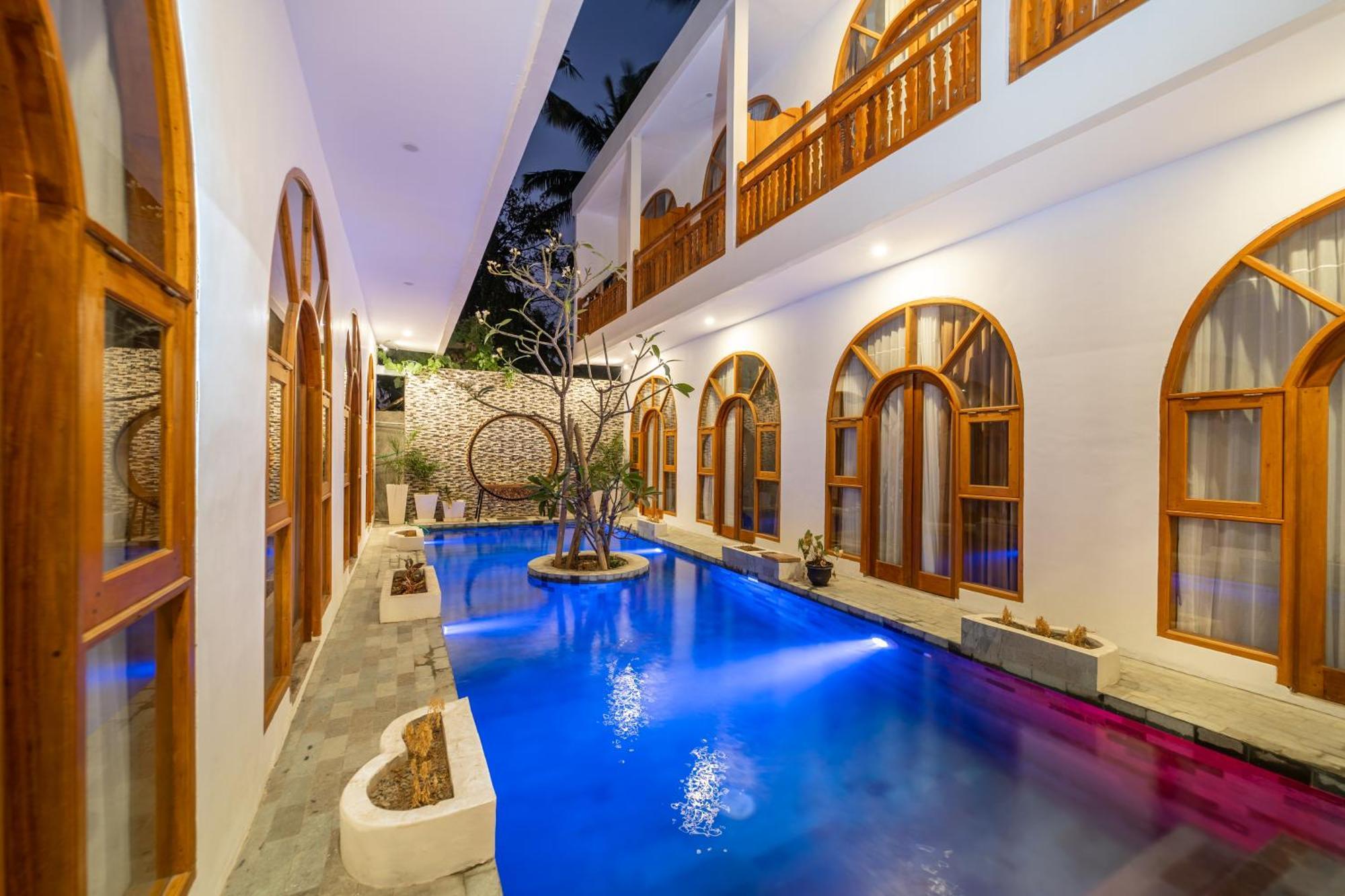 Yulaman Hotel 吉利特拉旺安 外观 照片